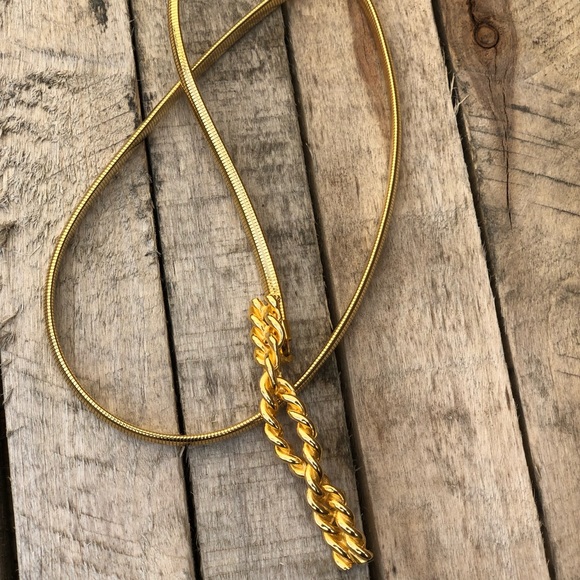 Dainty Vintage Accessocraft SnakeCoilGoldToneBelt